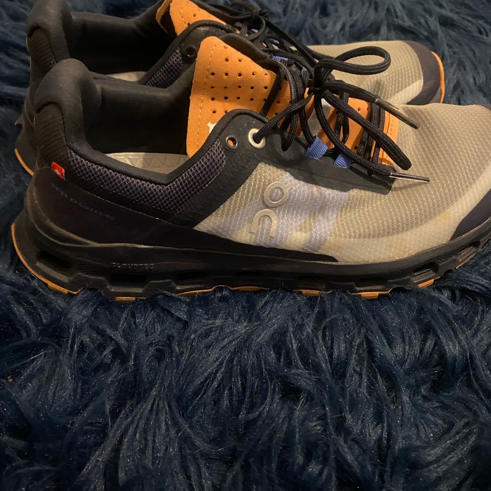 OC WOMEN SNEAKERS